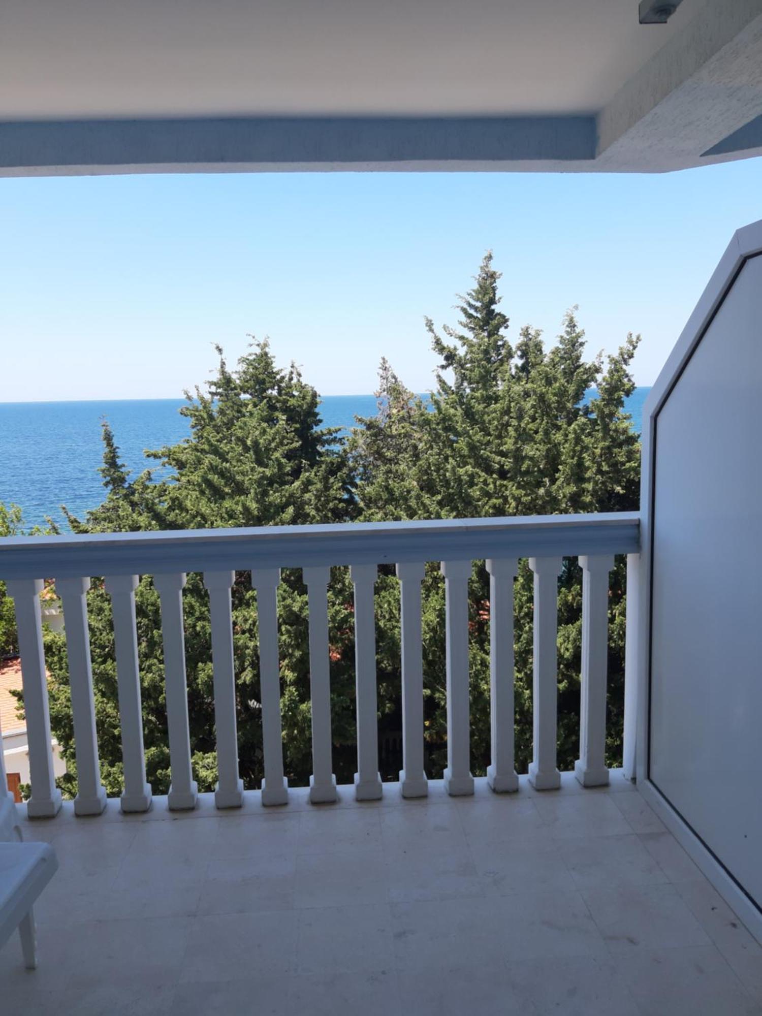 Guest House Perovic Sutomore Phòng bức ảnh