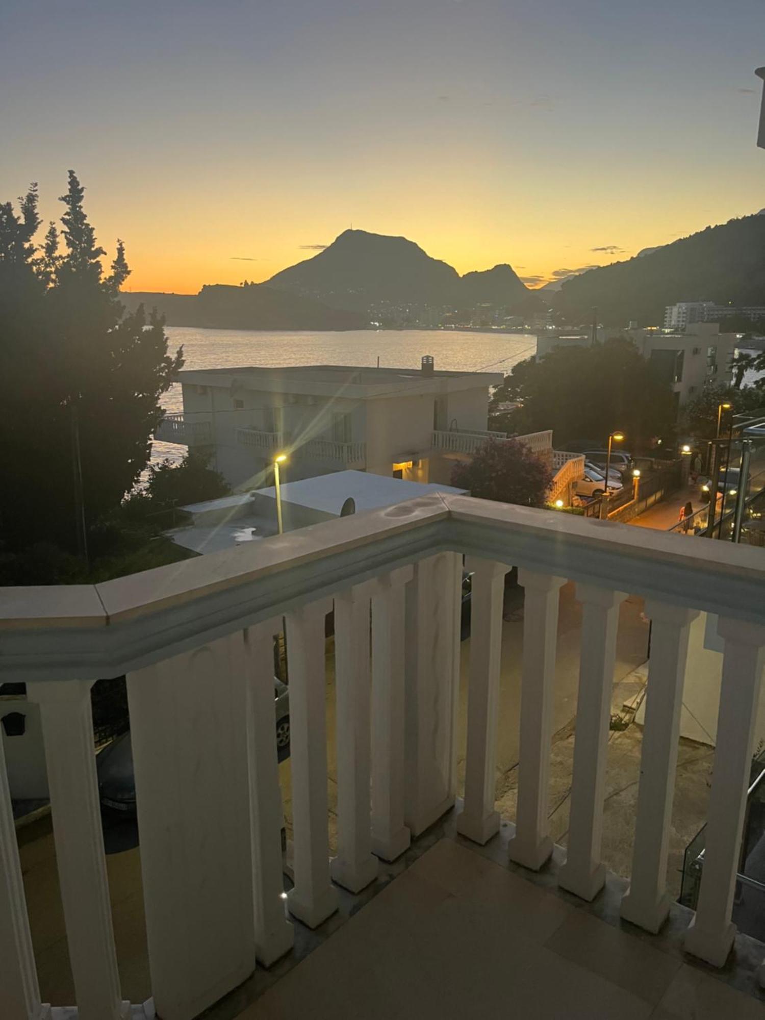 Guest House Perovic Sutomore Ngoại thất bức ảnh